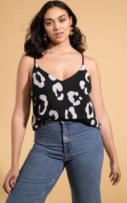 Birdie Cami Top In Oversized Mono Leopard