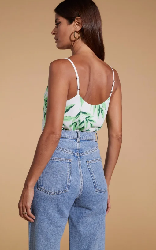 Birdie Cami Top In Tropic Green On White