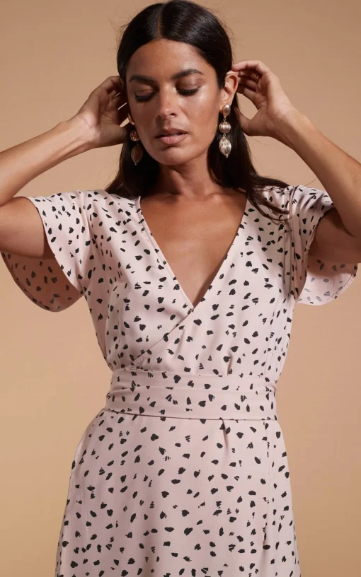 Cayenne Dress In Abstract Black On Beige
