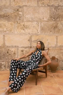 Cypress Jumpsuit In Mono Daisy