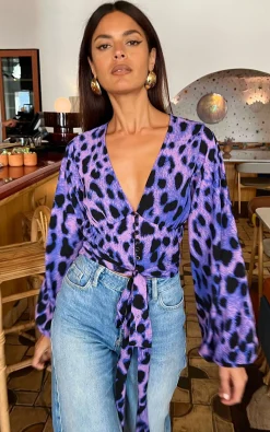 Joanie Tie Top In Lilac Leopard