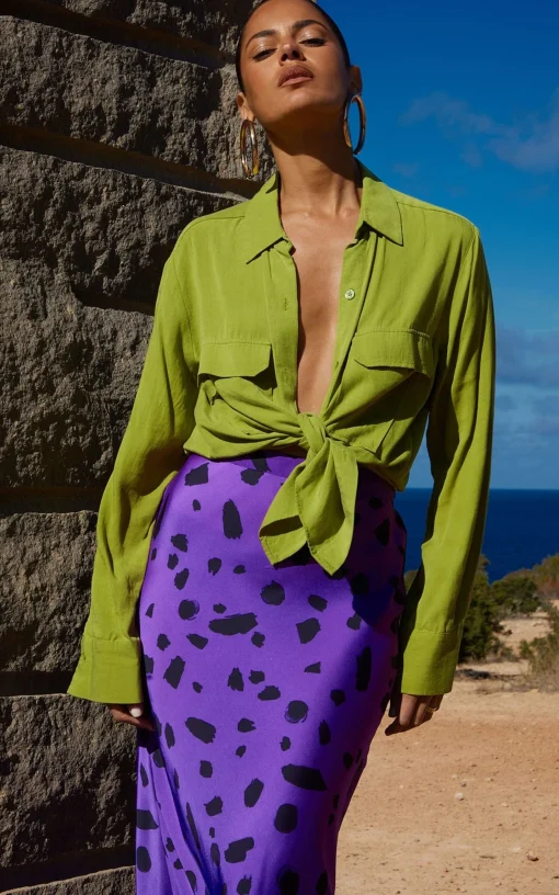 Renzo Skirt In Abstract Dot Black On Purple