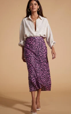 Renzo Skirt In Black On Pink Leopard