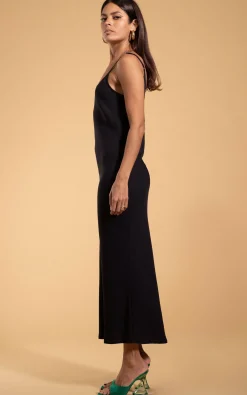 Sienna Midaxi Dress In Black