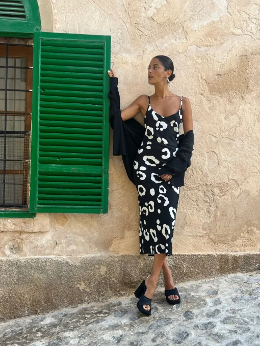 Sienna Midaxi Slip Dress In Oversized Mono Leopard