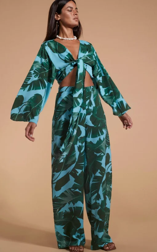 Takumi Top In Vintage Palm Blue Base